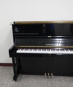 Alternative view of Yamaha U1 日本進口 新型一號 1982年製造(7萬~9萬)